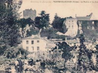 Montreuil Bonnin - la mairie et les ruines