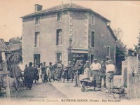 Montreuil Bonnin - rue principale & café