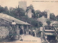 Montreuil Bonnin - vue generale; entrée route de la chapelle